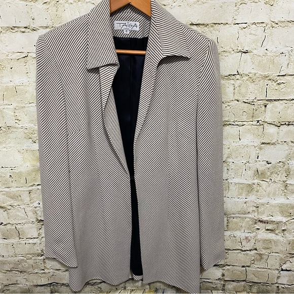 Taiga Paris Black Beige Striped Viscose Blazer Jacket - Picture 1 of 6